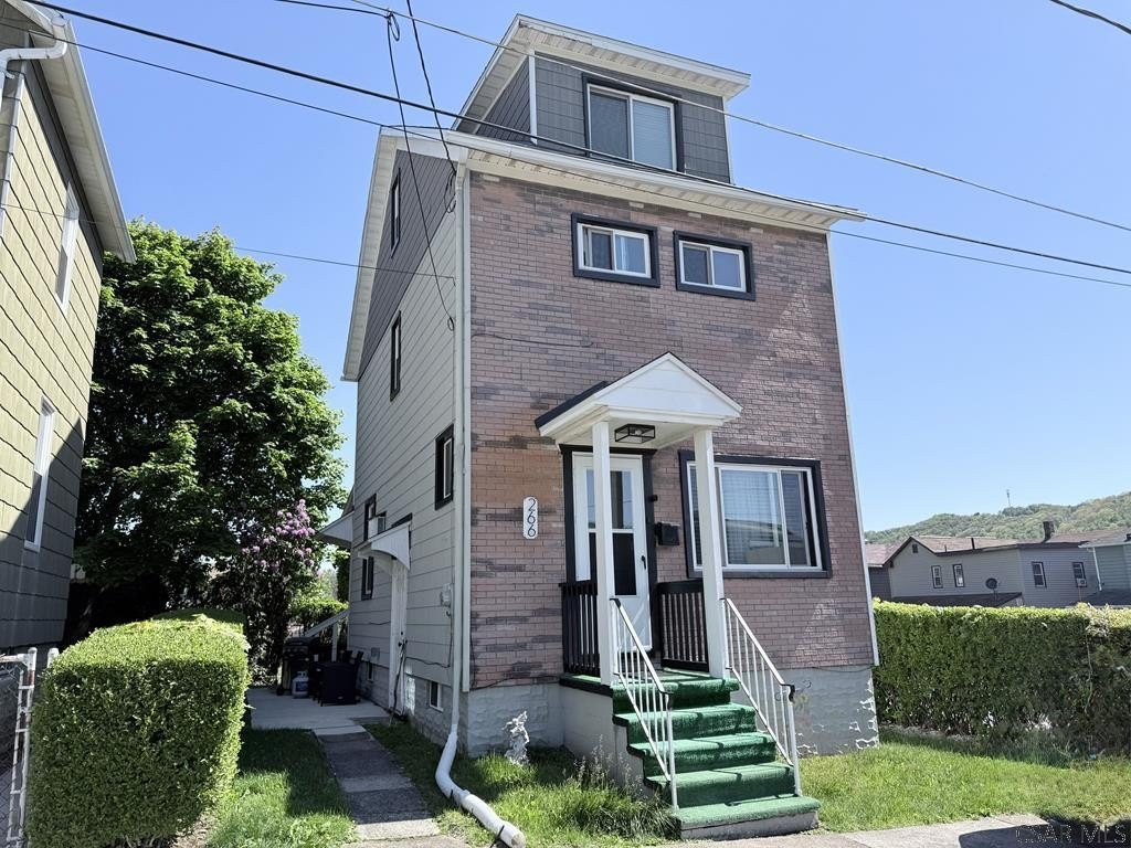 Single Family 2BR 1BA - 266 Ripple Avenue, Johnstown, PA