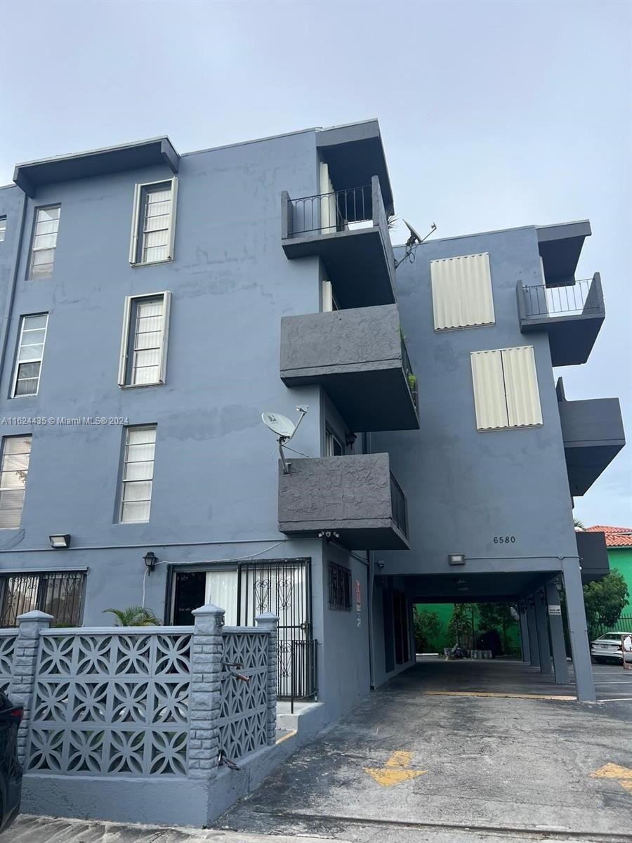 Condo 1BR 2BA - 6580 W Flagler St, Miami, FL