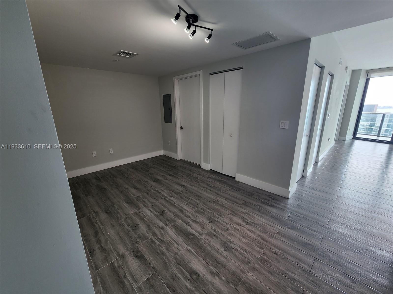 Condo 2BR 2BA - 1300 S Miami Ave, Miami, FL
