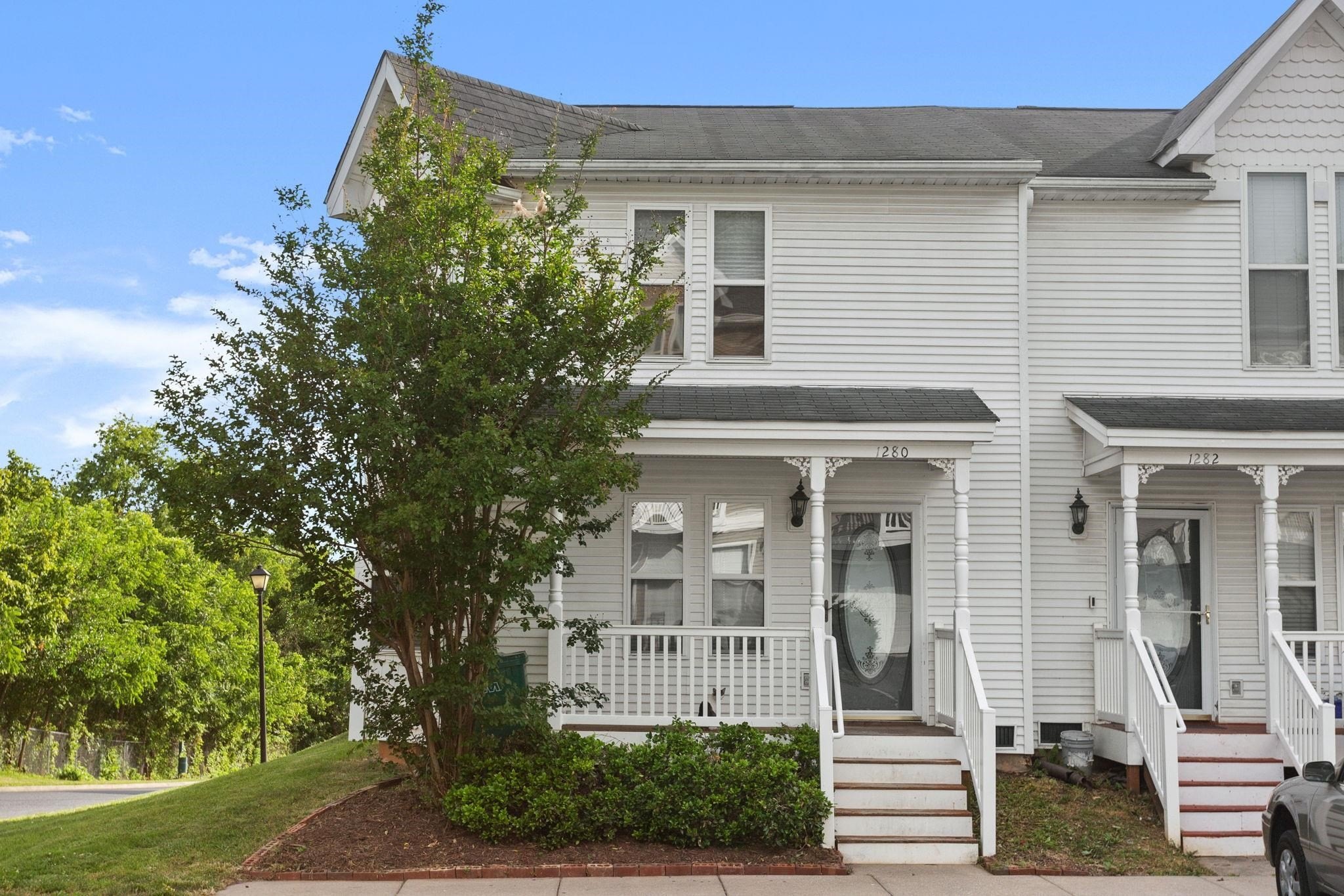 Single Family 3BR 3BA - 1280 VICTORIAN VILLAGE DR, HARRISONBURG, VA