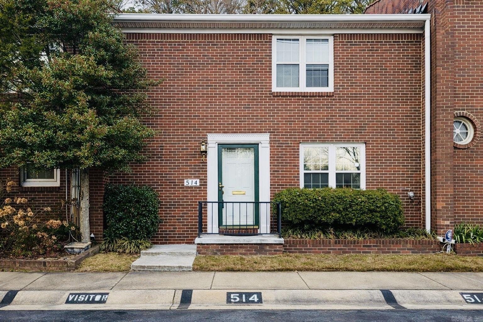 514 Cambridge Place Dr  