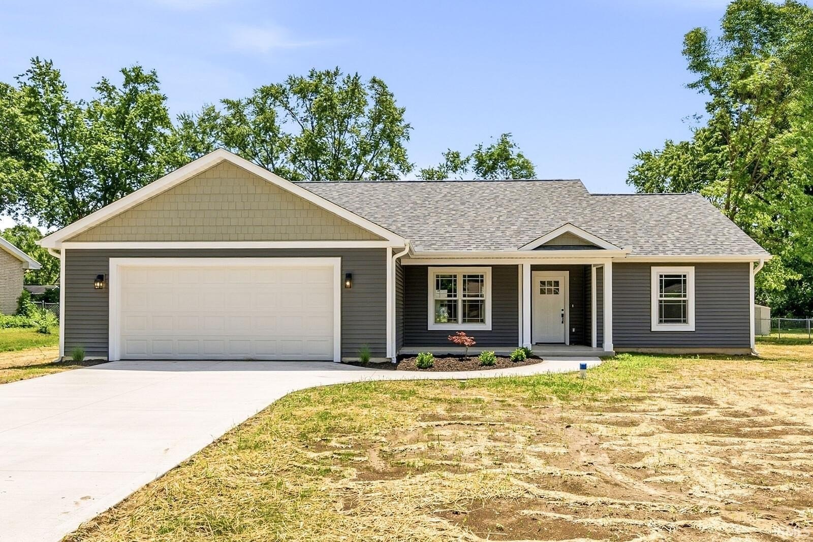 Single Family 3BR 2BA - 30358 Lantern Lane, Elkhart, IN