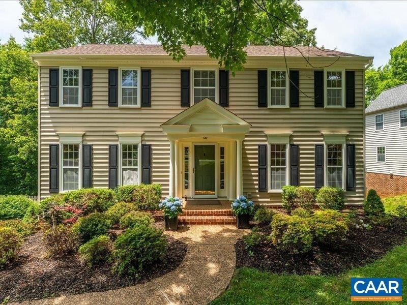 Single Family 5BR 4BA - 1178 FOXCHASE RDG, CHARLOTTESVILLE, VA