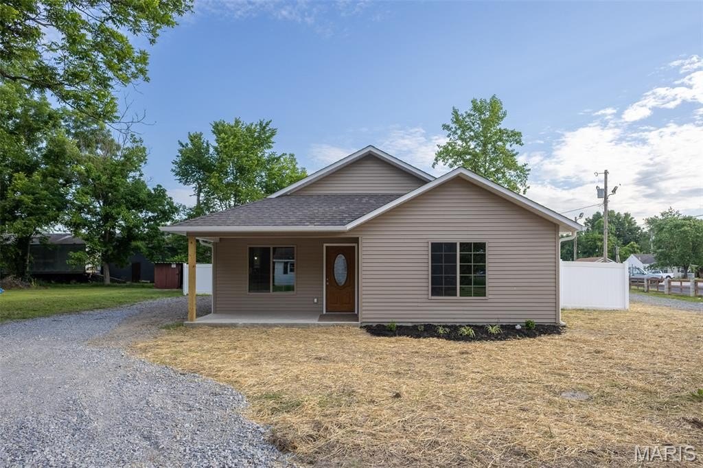 Single Family - 1017 Franklin Street, Poplar Bluff, MO