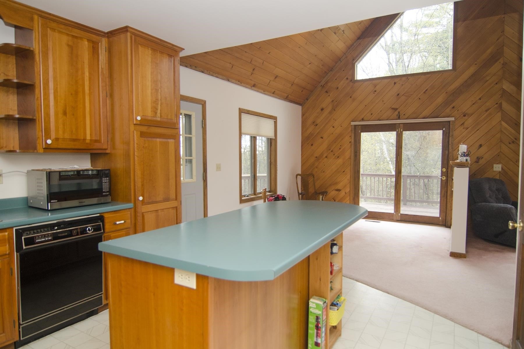 Single Family 2BR 2BA - 11501 Vt Route 111, Morgan, VT