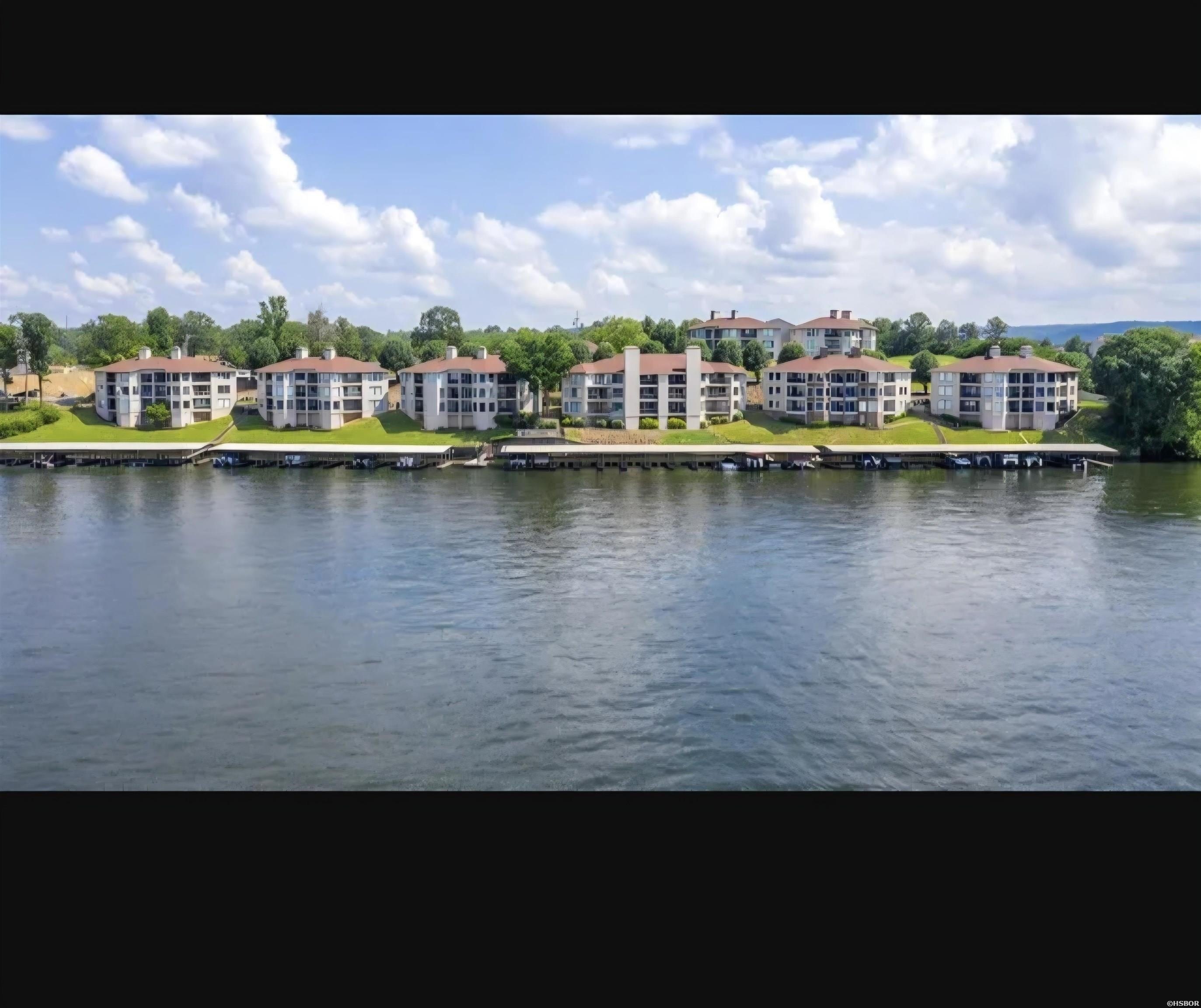 Condo 2BR 2BA - 101 LONG ISLAND Drive, Hot Springs, AR