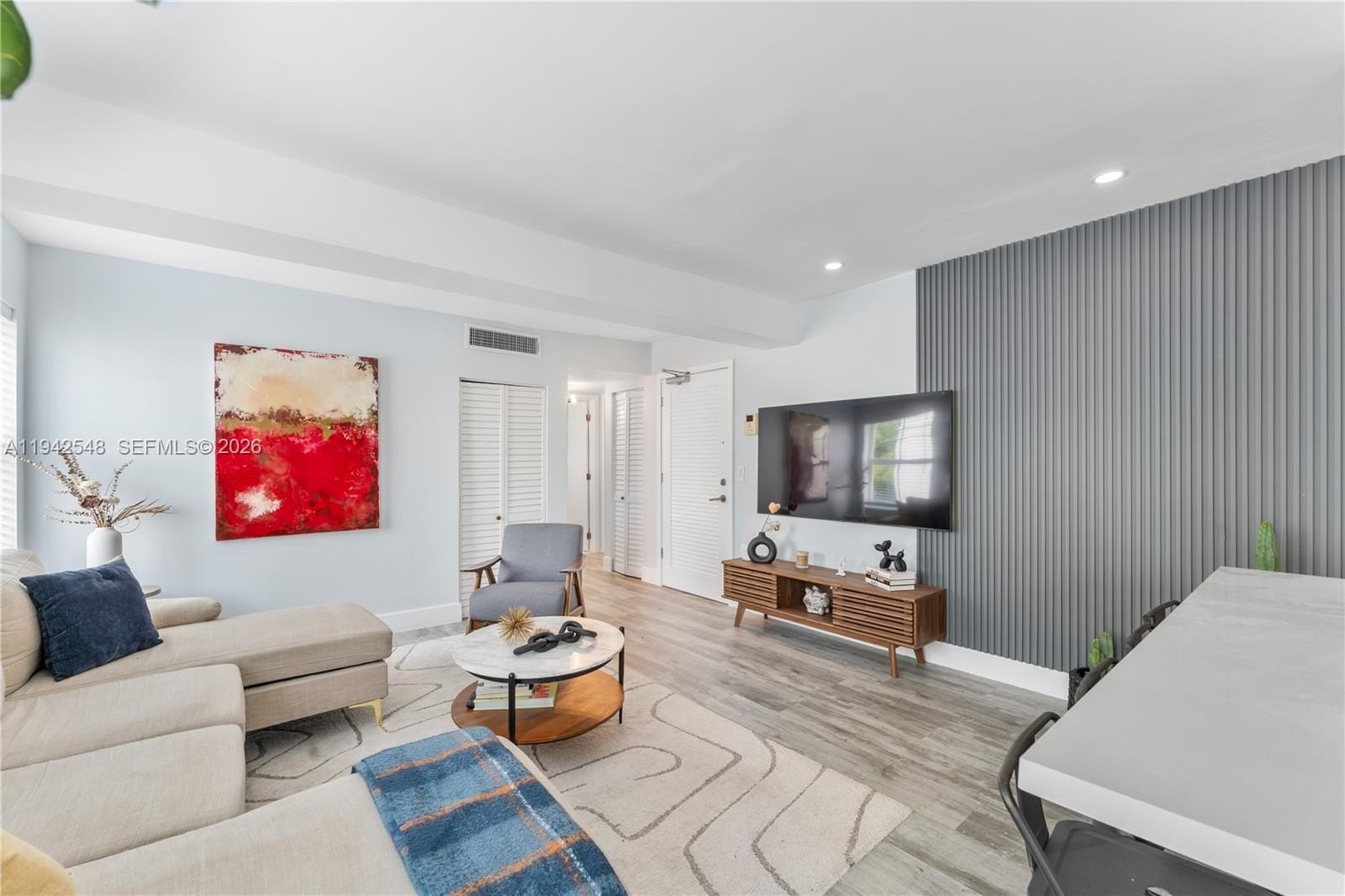 Condo 2BR 1BA - 1308 SW Drexel Ave, Miami Beach, FL