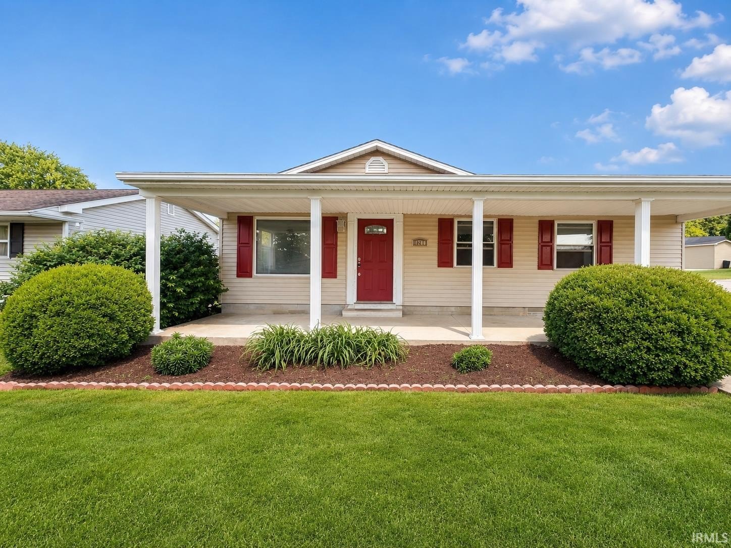 Single Family 3BR 2BA - 1200 NE 3rd Street, Washington, IN