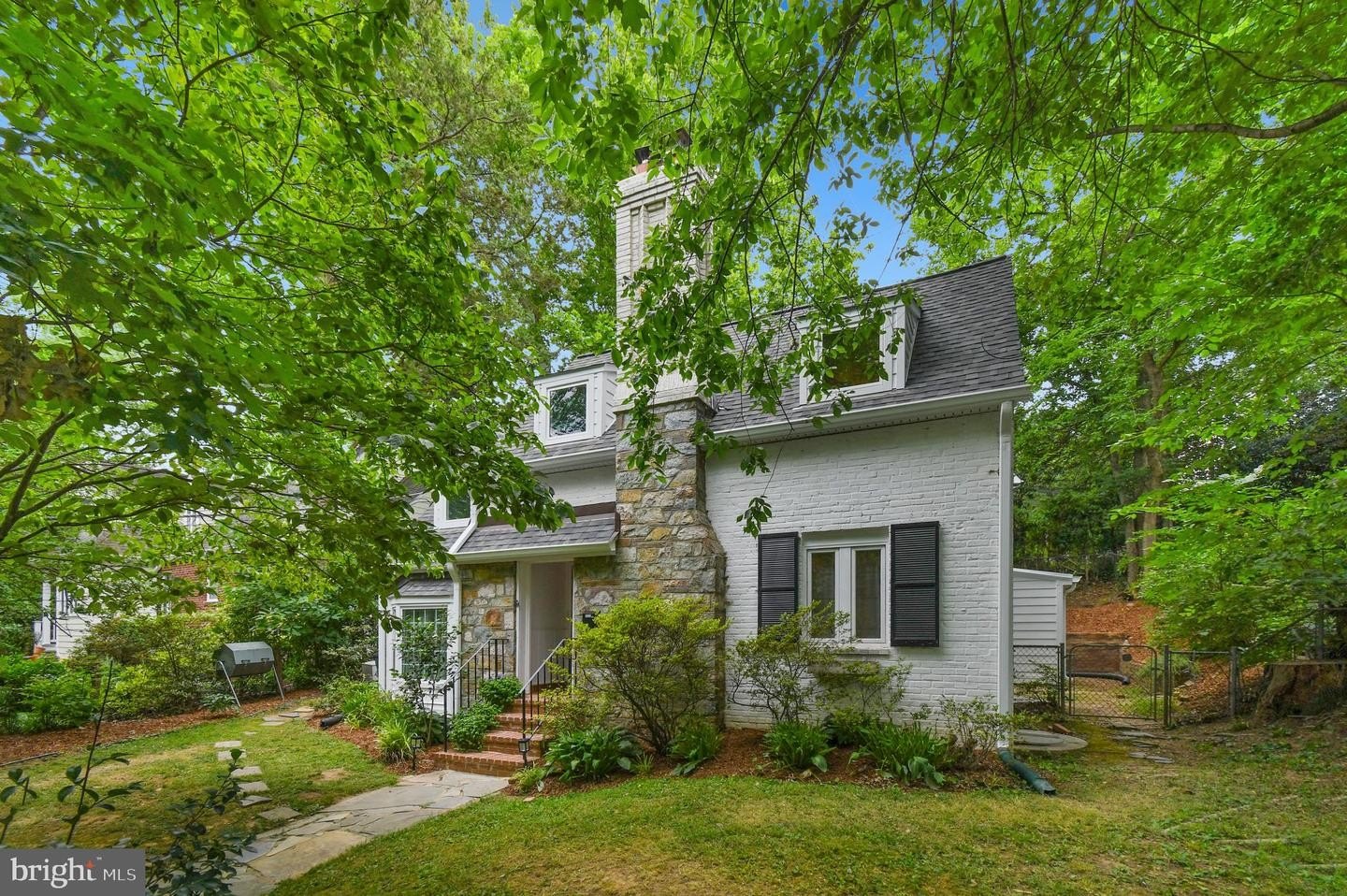 Single Family 2BR 2BA - 6020 BROAD ST, BETHESDA, MD