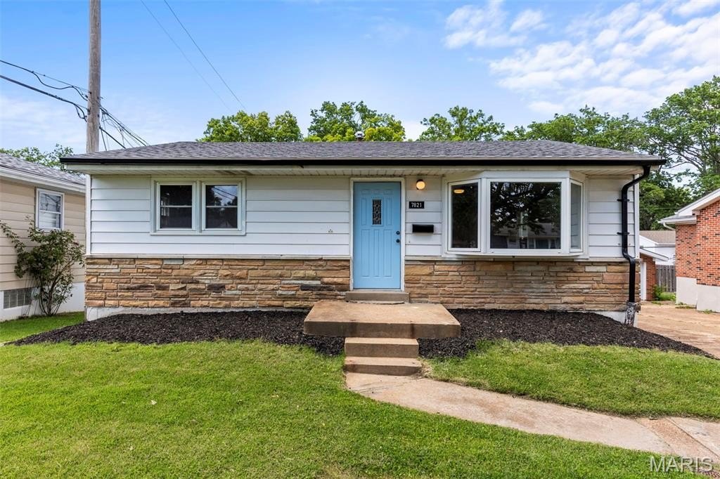 Single Family 3BR 1BA - 7821 Clymer Drive, St Louis, MO