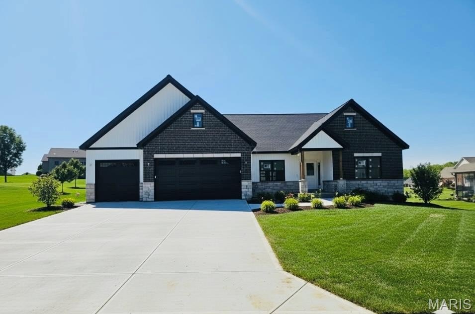 Single Family - 217 Windrose Lane, Troy, MO