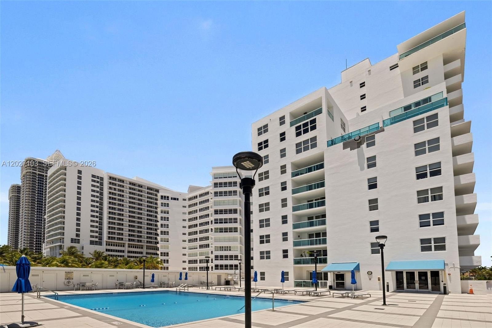 Condo 1BR 1BA - 5001 Collins Ave, Miami Beach, FL