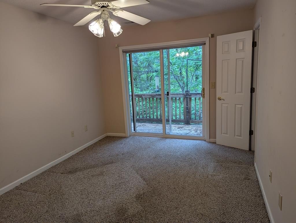 Single Family 4BR 3BA - 283 Deaver Cove Road, Blairsville, GA