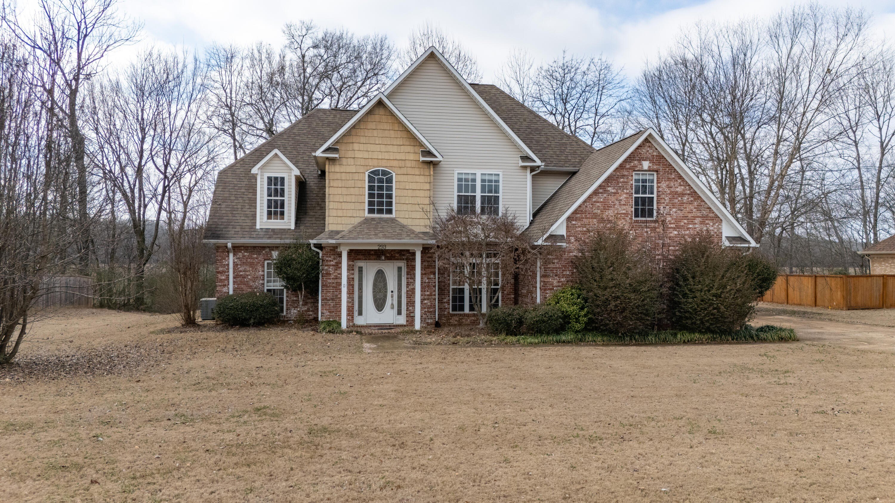 Single Family 5BR 3BA - 293 Valley Vista Dr., Tupelo, MS