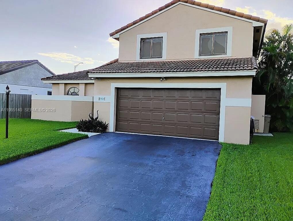 Single Family 4BR 3BA - 5920 York Ln, Davie, FL