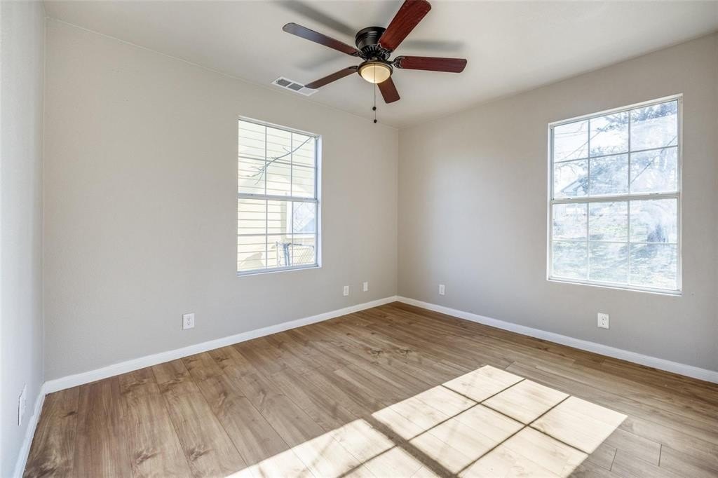 Single Family 3BR 1BA - 708 E Gandy Street, Denison, TX