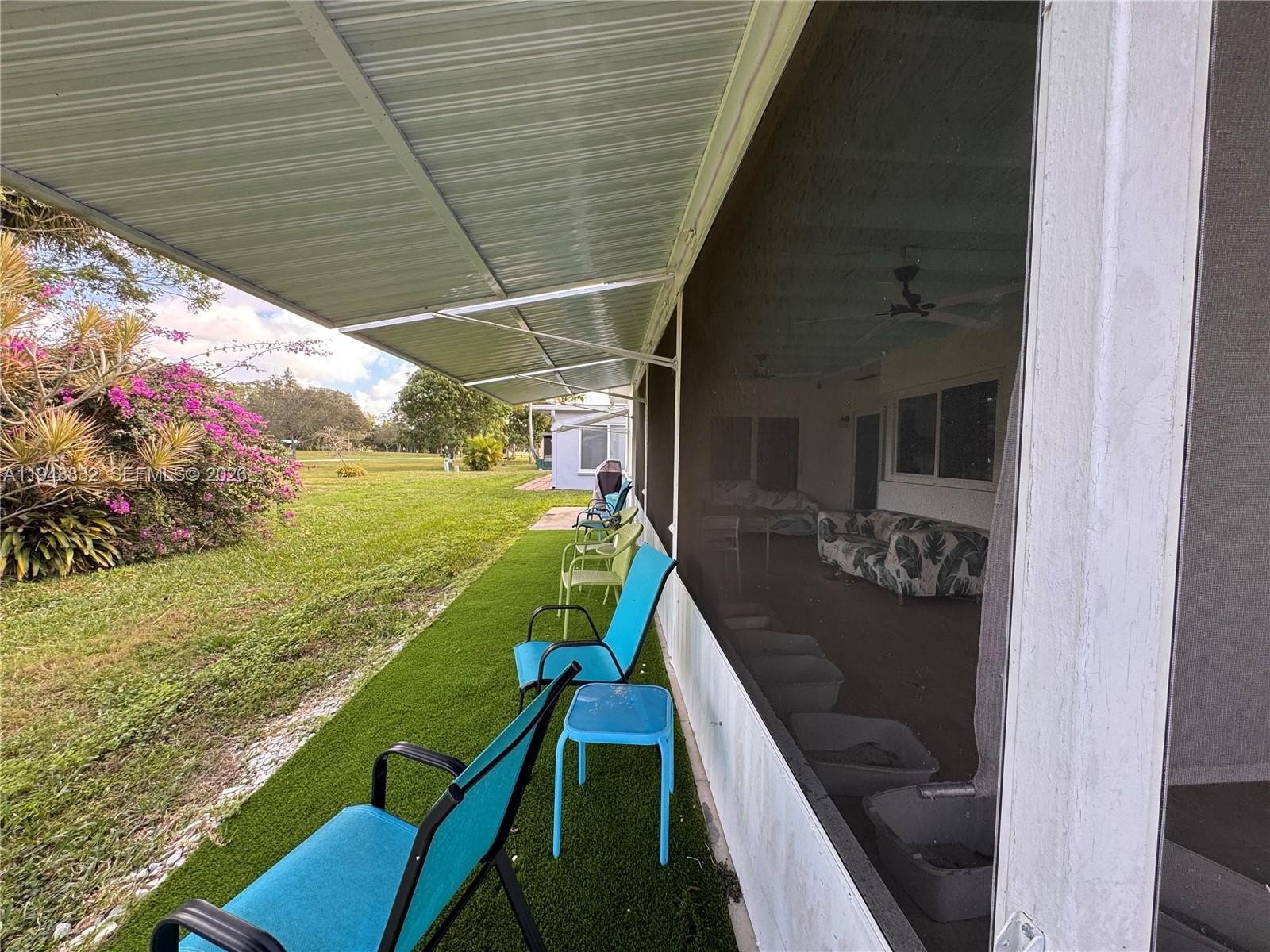 Single Family 2BR 1BA - 4705 NW 44th Ct, Tamarac, FL