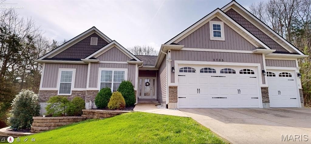 Single Family 3BR 2BA - 2705 Niagara Falls Court, Festus, MO