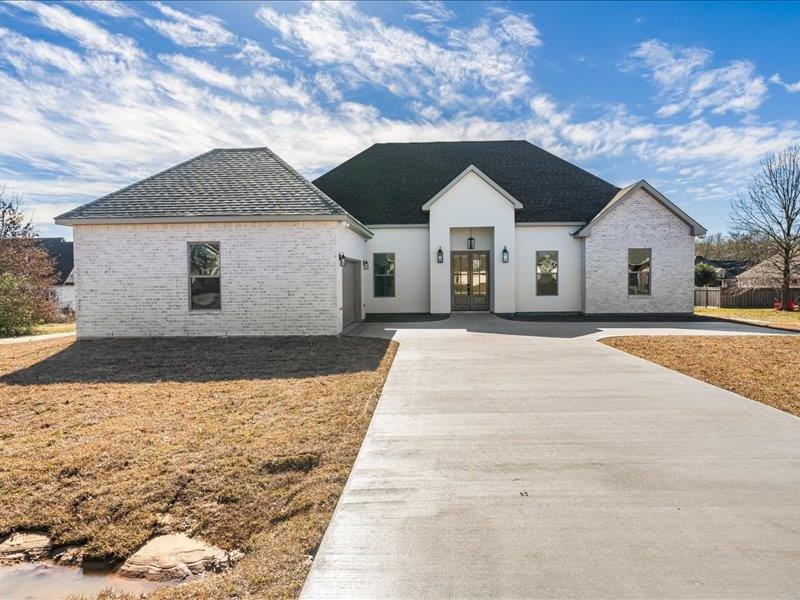 Single Family 3BR 2BA - Lot 65 Chinaberry Circle, Carriere, MS