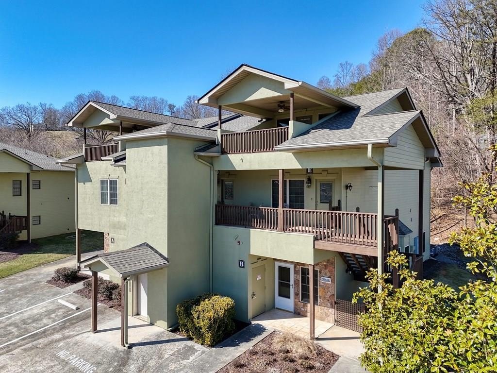 Single Family 1BR 1BA - 1729 Watercrest Way D, Young Harris, GA