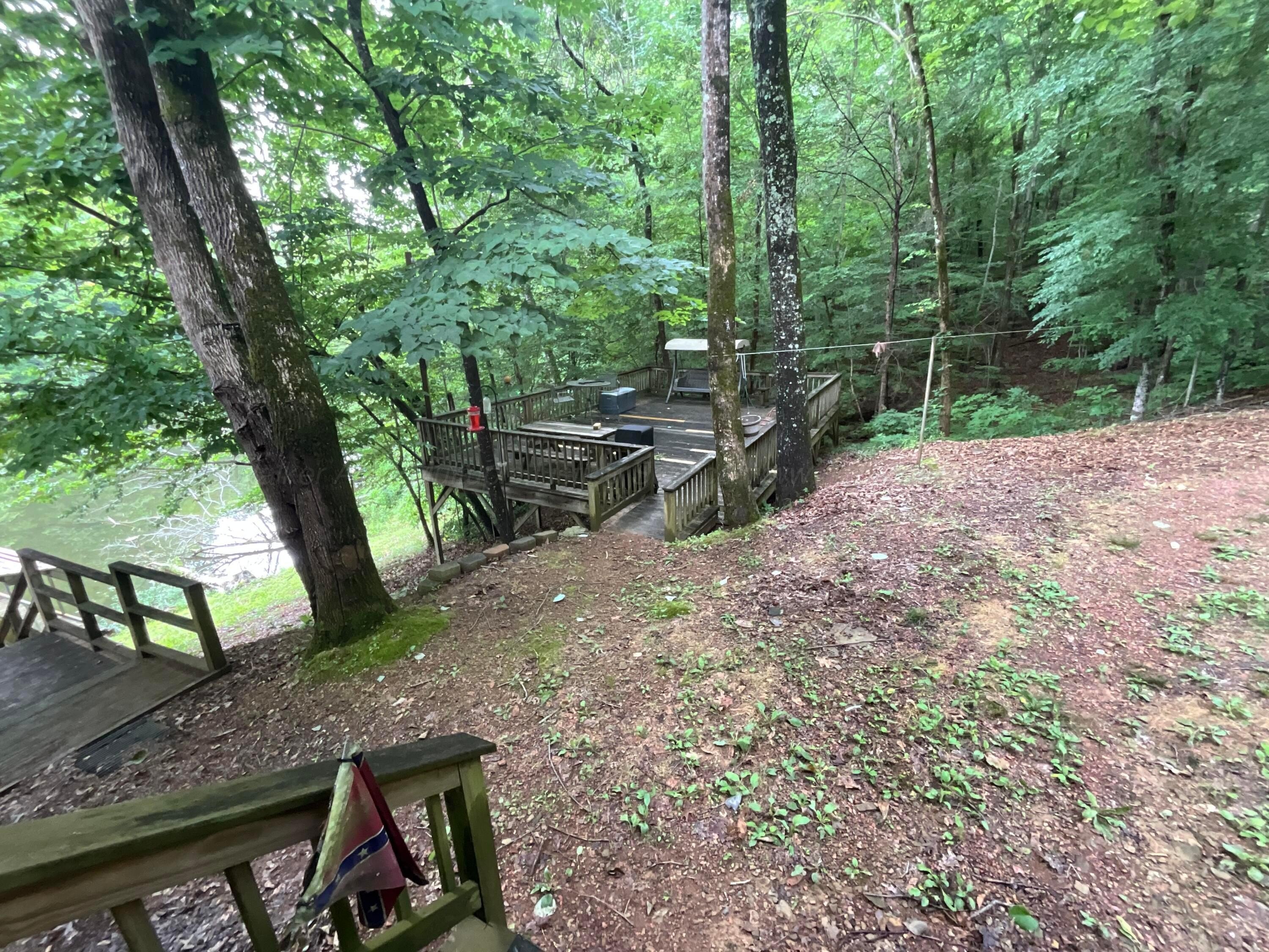 932 BLACK TOP Rd  