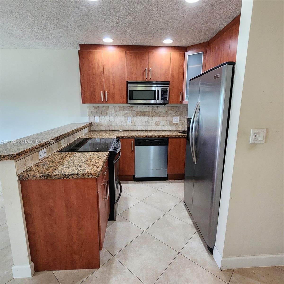 Condo 1BR 1BA - 2170 NE 51st Ct, Fort Lauderdale, FL