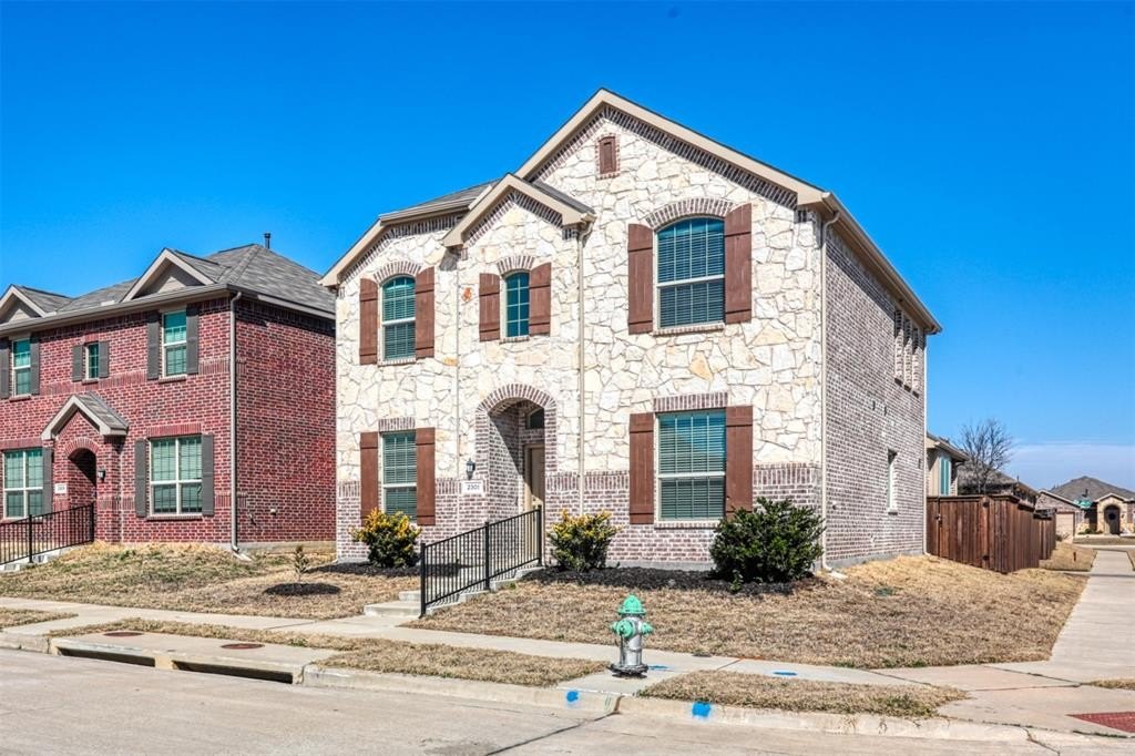 Single Family 3BR 3BA - 2301 Pyrite Drive, Little Elm, TX