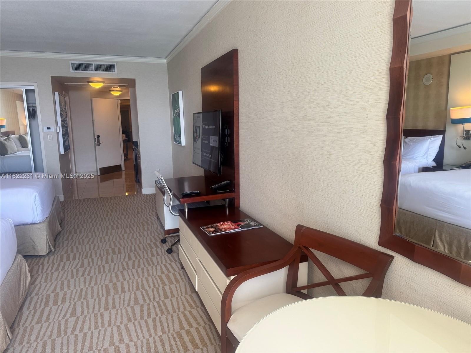 Condo 1BA - 18001 Collins Ave, Sunny  Isles  Beach, FL