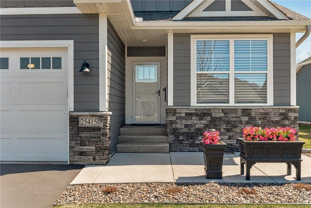 Single Family 4BR 3BA - 25415 Farmstead Lane, Wyoming, MN