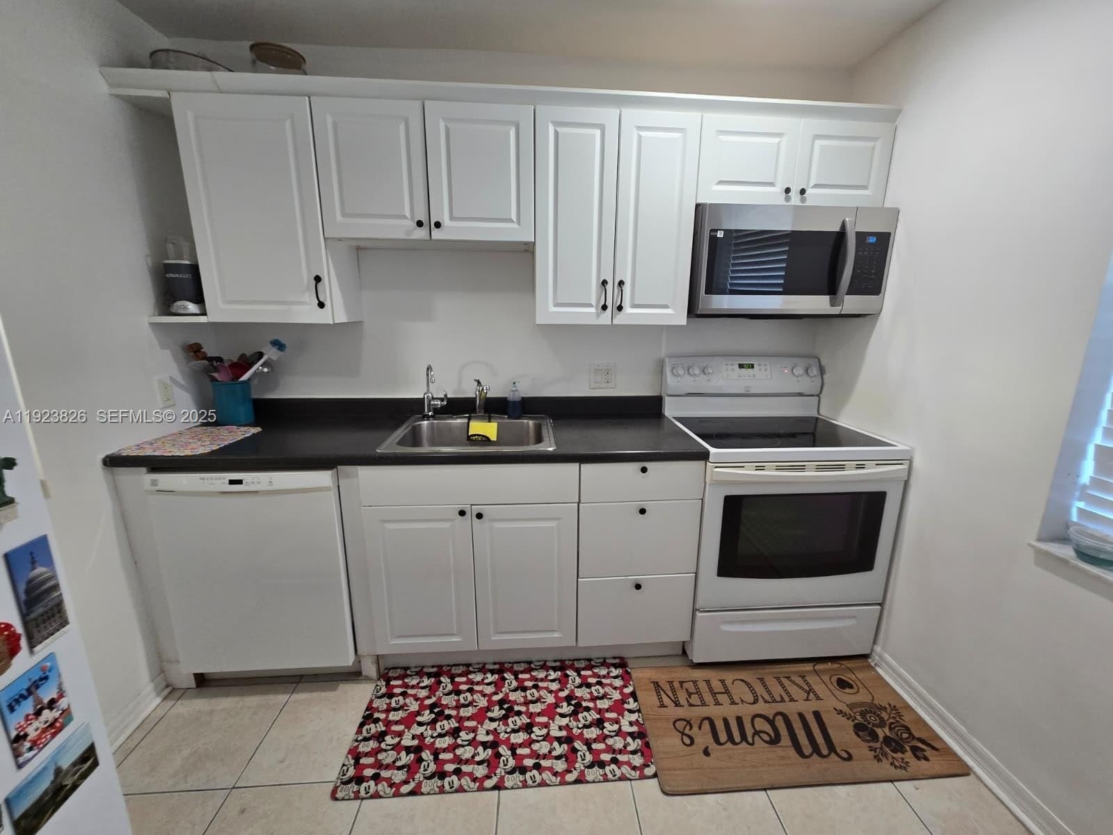 Condo 2BR 2BA - 7837 Golf Cir Dr, Margate, FL