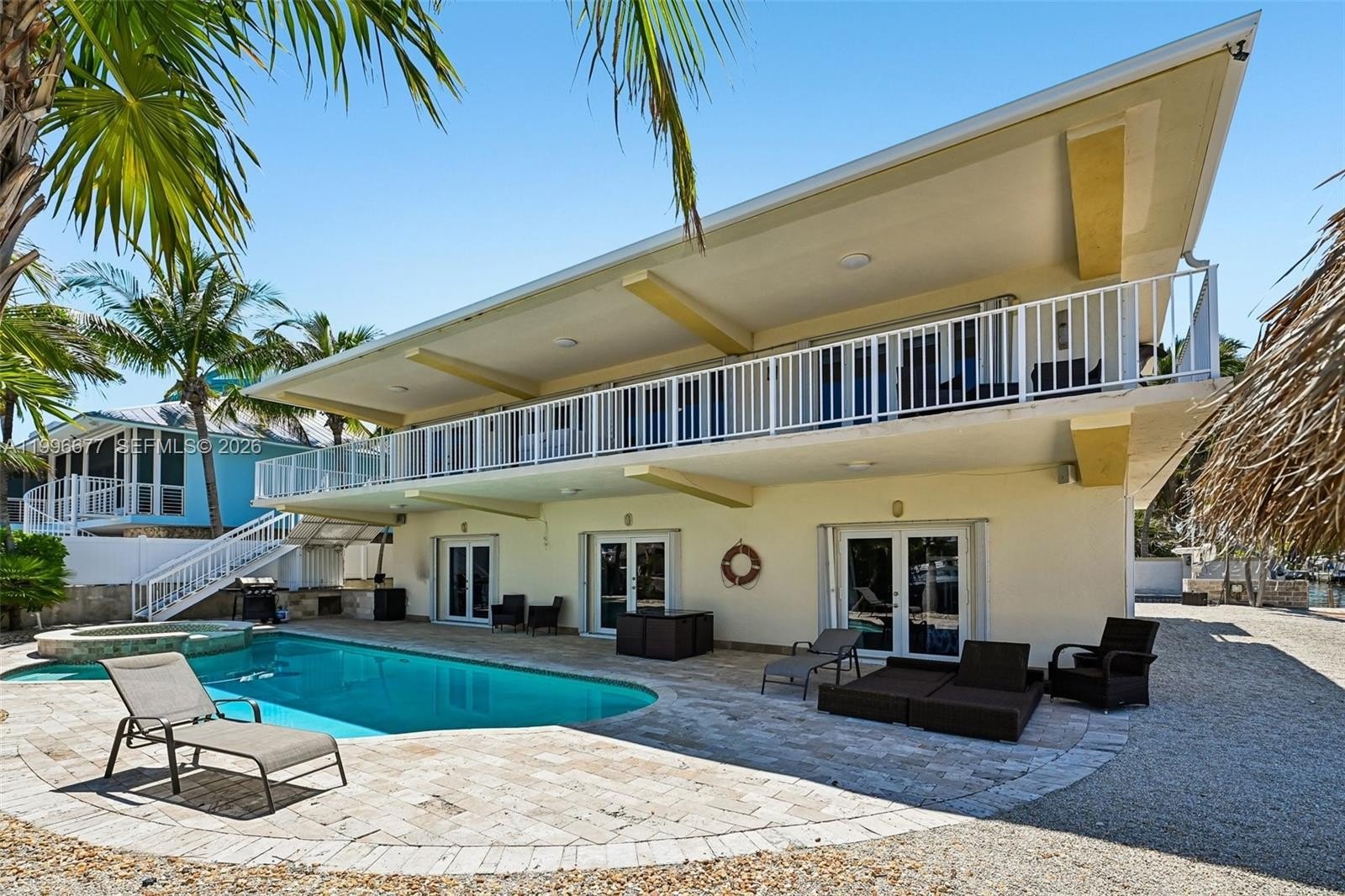 Single Family 4BR 3BA - 201 Wildwood Cir, Key Largo, FL