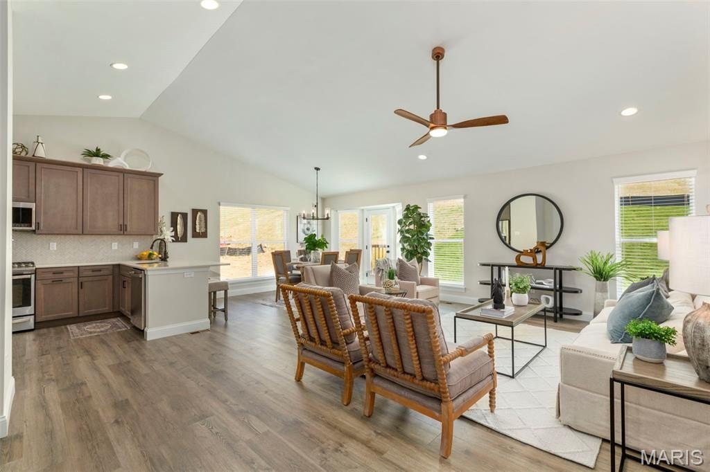 Single Family 3BR 2BA - 2 Hickory at Deer Meadows, Sullivan, MO
