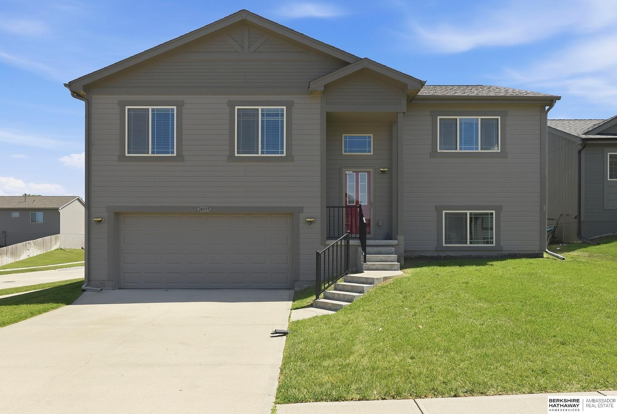 Single Family 3BR 2BA - 14555 Gilder Avenue, Bennington, NE