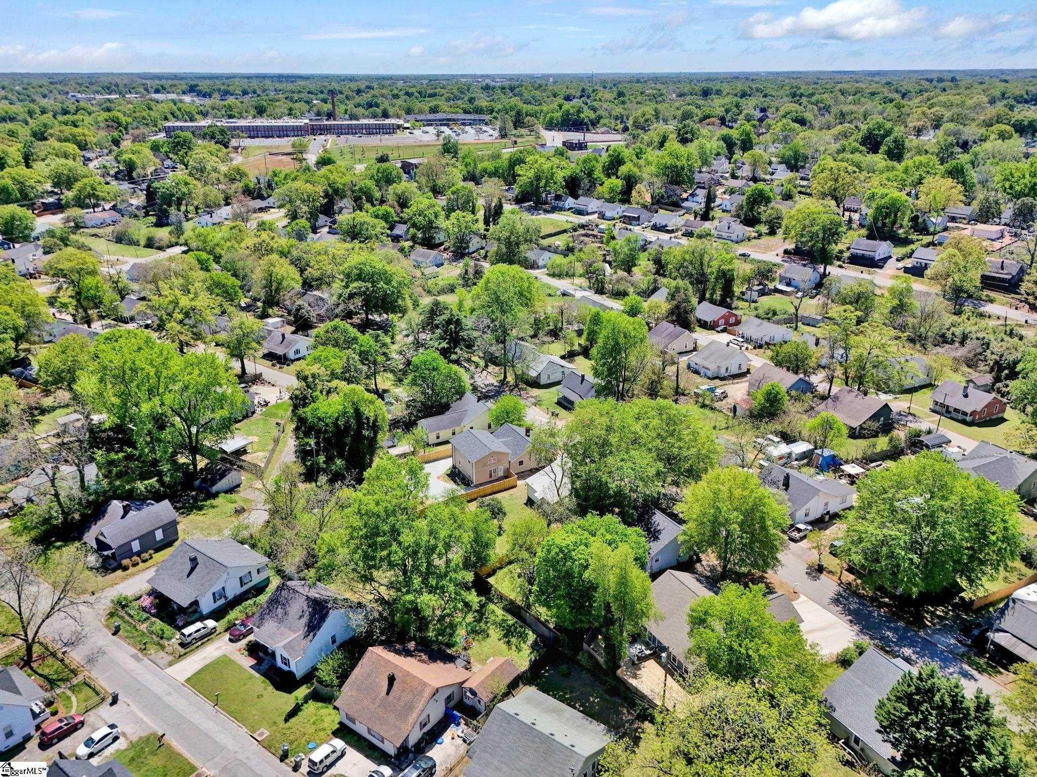 Single Family 3BR 2BA - 4 McArthur Street, Greenville, SC