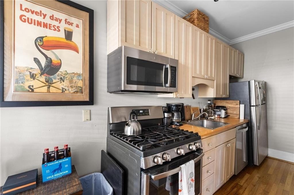 Condo 1BR 1BA - 1071 N Highland Avenue NE #4, Atlanta, GA
