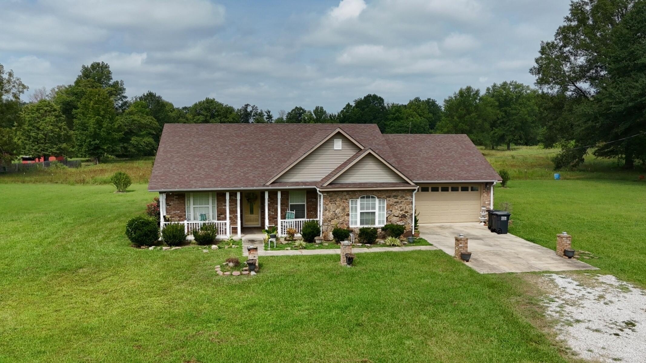 Single Family 3BR 2BA - 31825 County Line Road, Shannon, MS