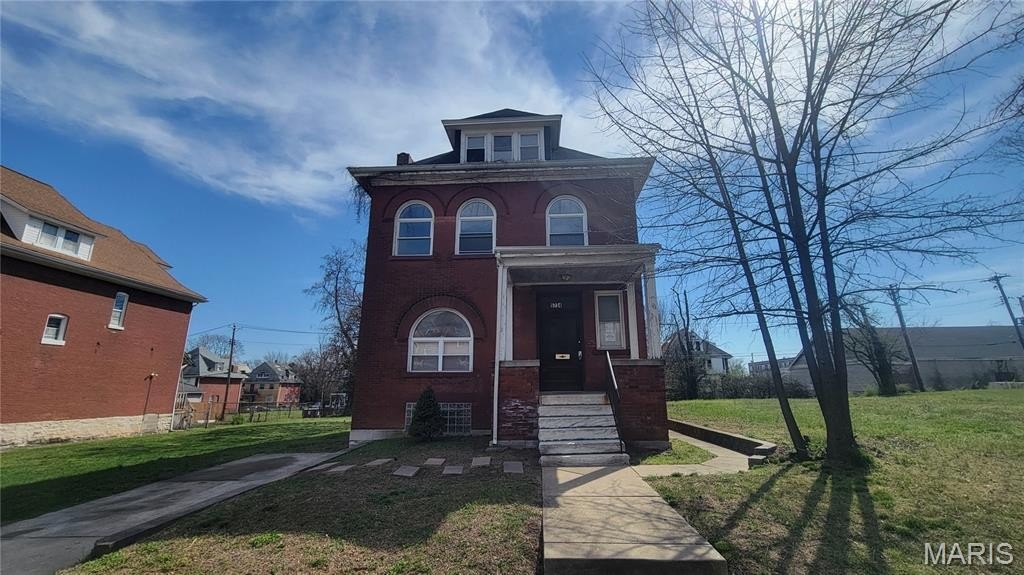 Single Family 5BR 4BA - 5734 Maple Avenue, St Louis, MO