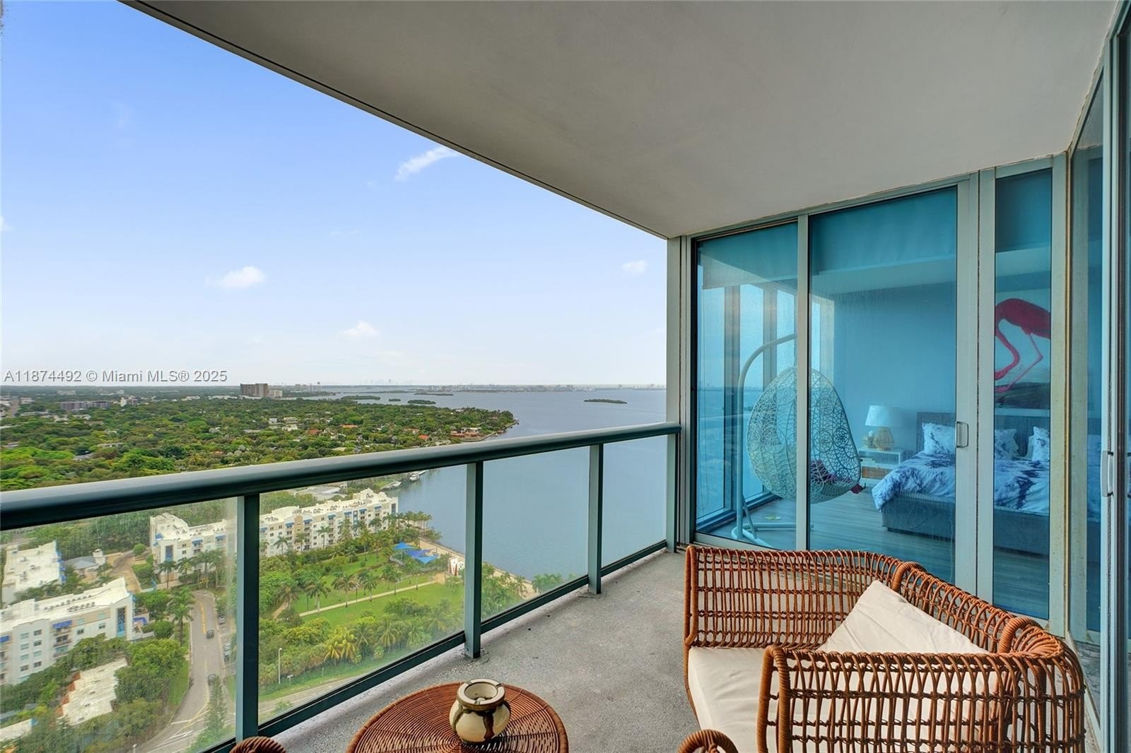 Condo 2BR 3BA - 601 NE 36th St, Miami, FL