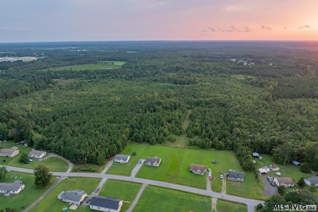 Single Family - 0 Horseshoe Road, Jarratt, VA