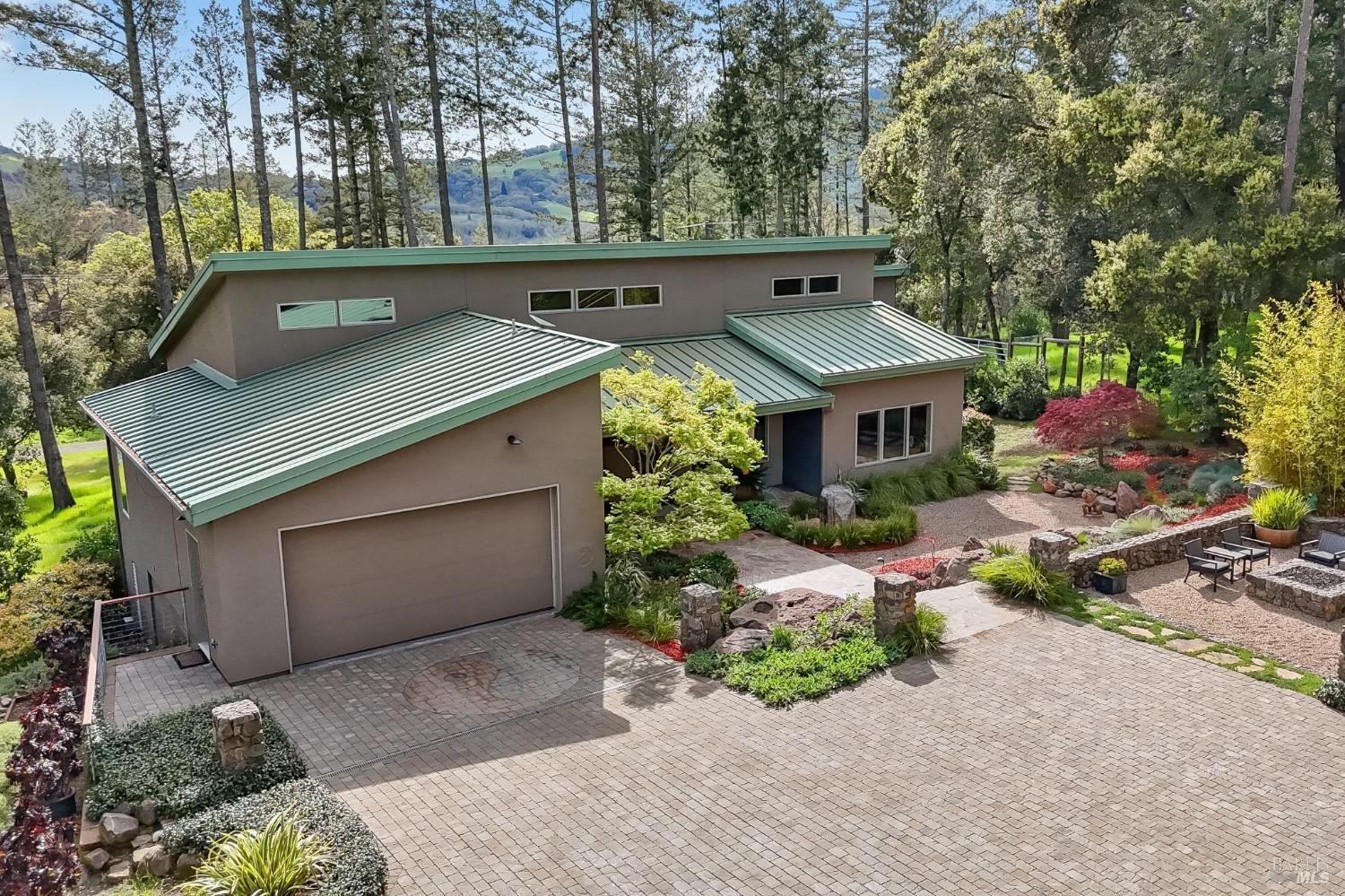Single Family 2BR 3BA - 5940 Erland Road, Santa Rosa, CA