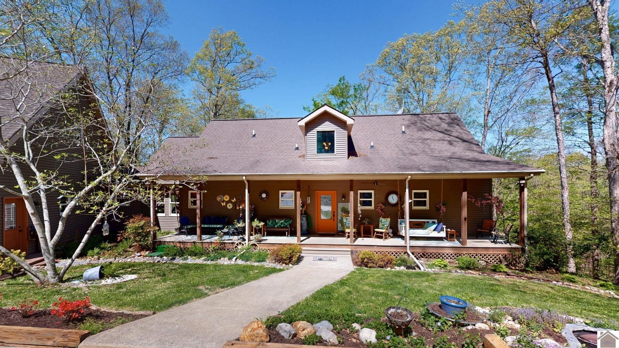 Single Family 5BR 5BA - 554 Waterfowl Way, Cadiz, KY