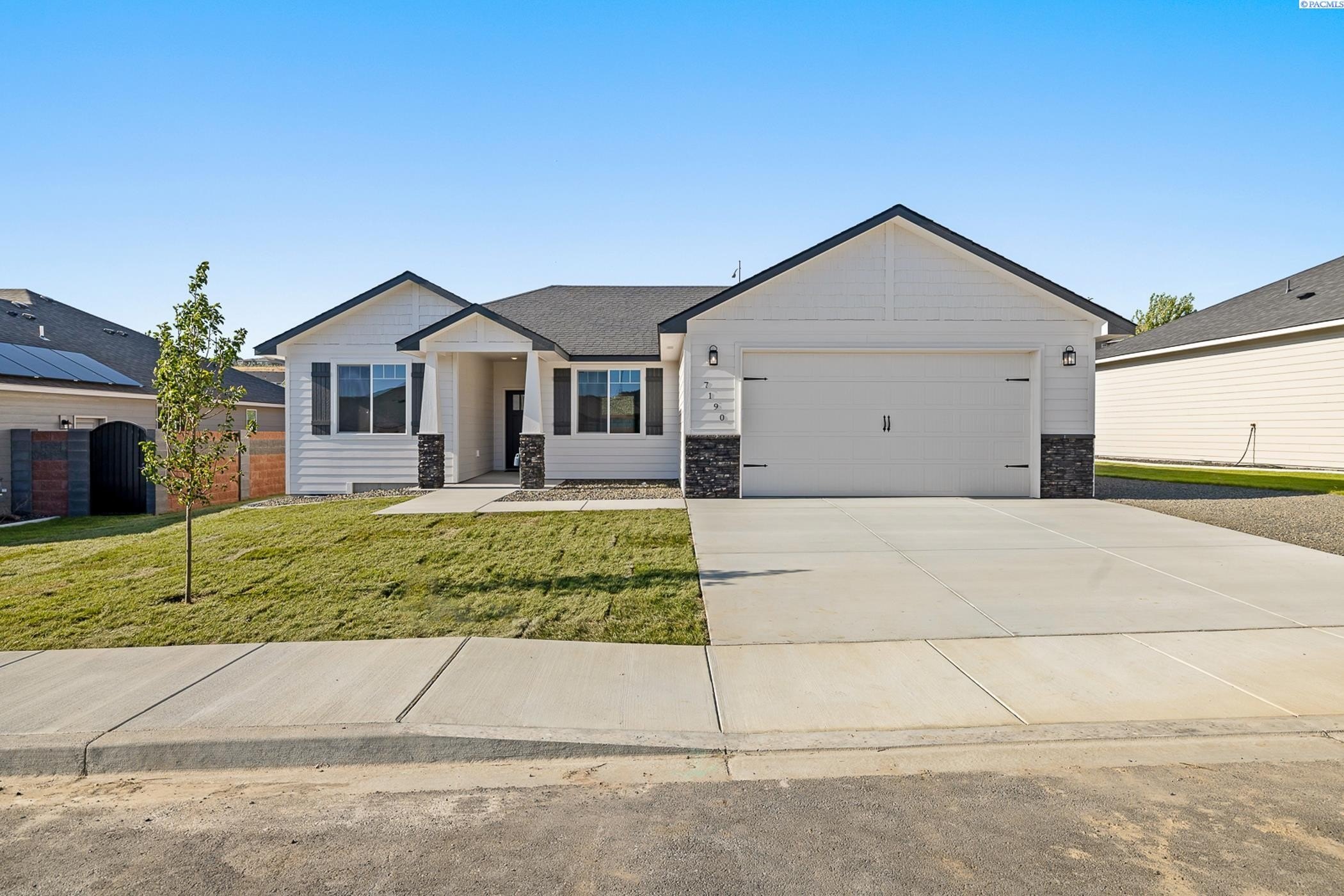 Other 4BR 2BA - 218 Packer St., Prosser, WA