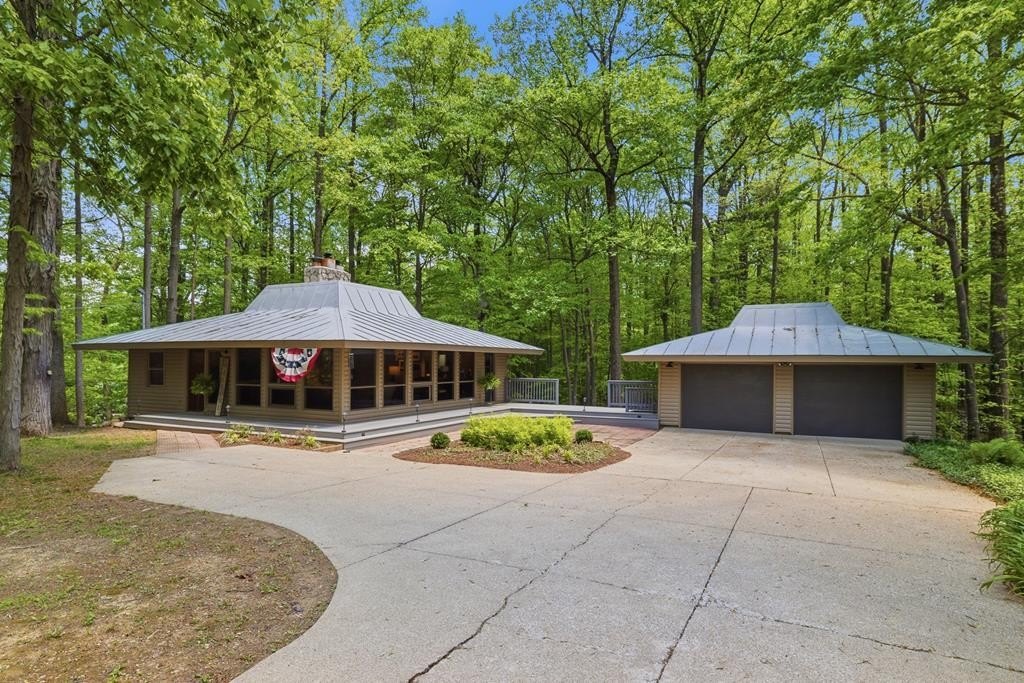 Single Family 2BR 2BA - 1636 Stewart Road N., Mansfield, OH