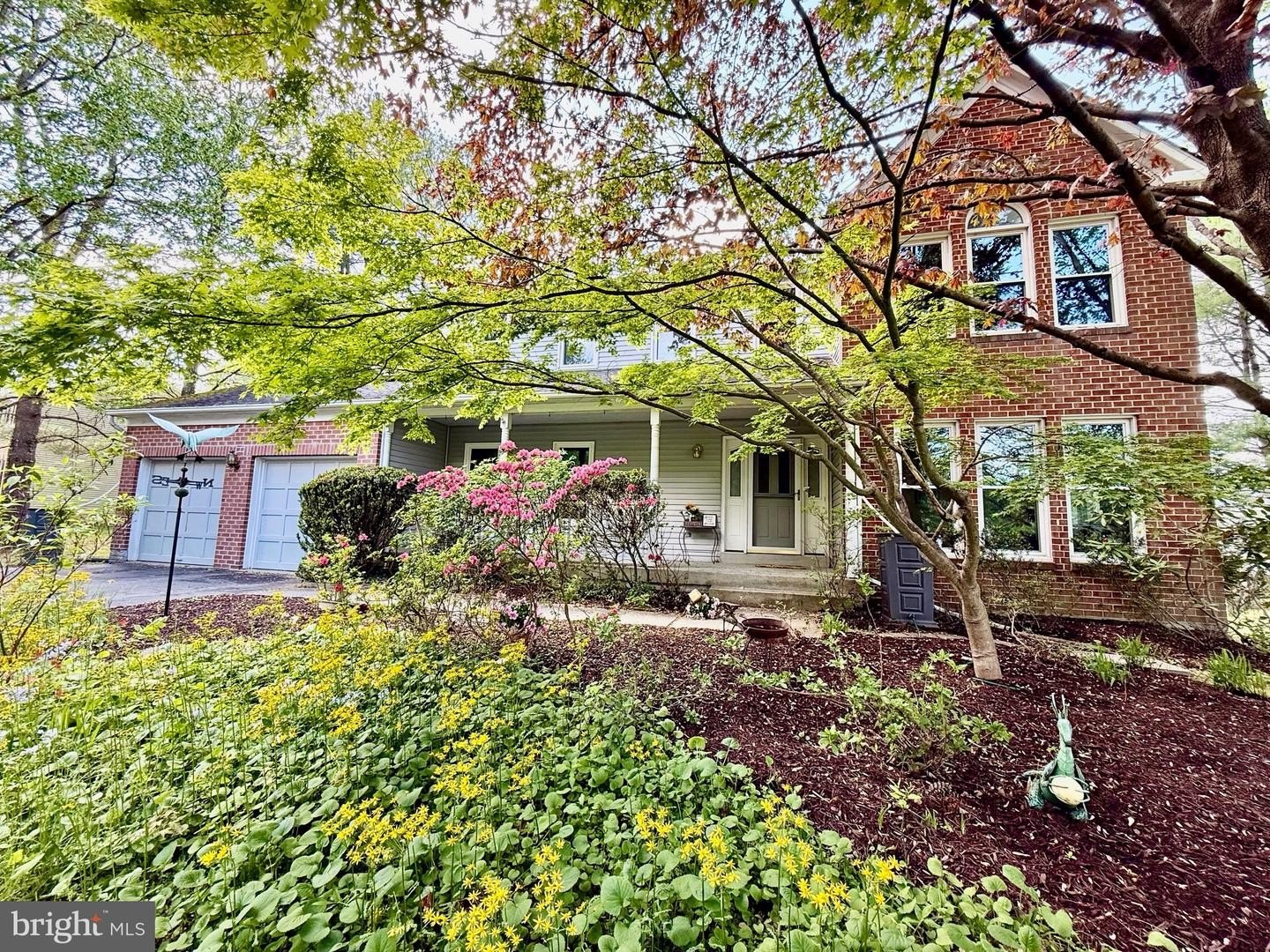 Single Family 4BR 4BA - 14740 CARONA DR, SILVER SPRING, MD