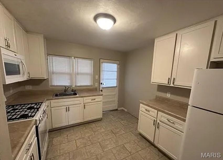 Single Family 3BR 1BA - 181 Bascom Drive, St Louis, MO