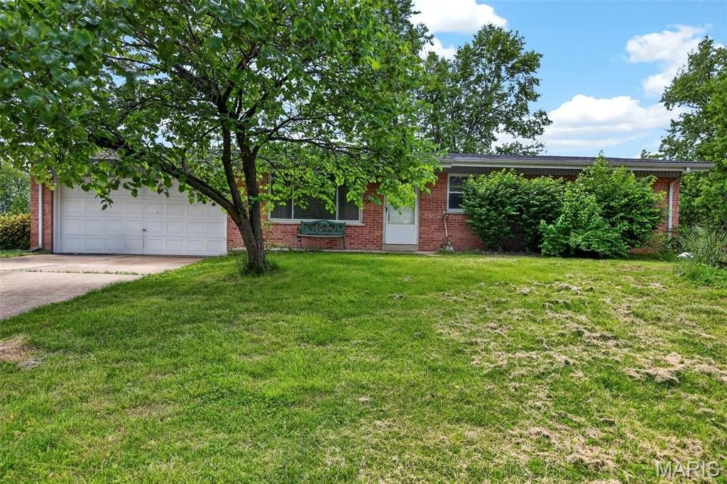 Single Family 3BR 2BA - 33 Cloverdale Drive, Unincorporated, MO