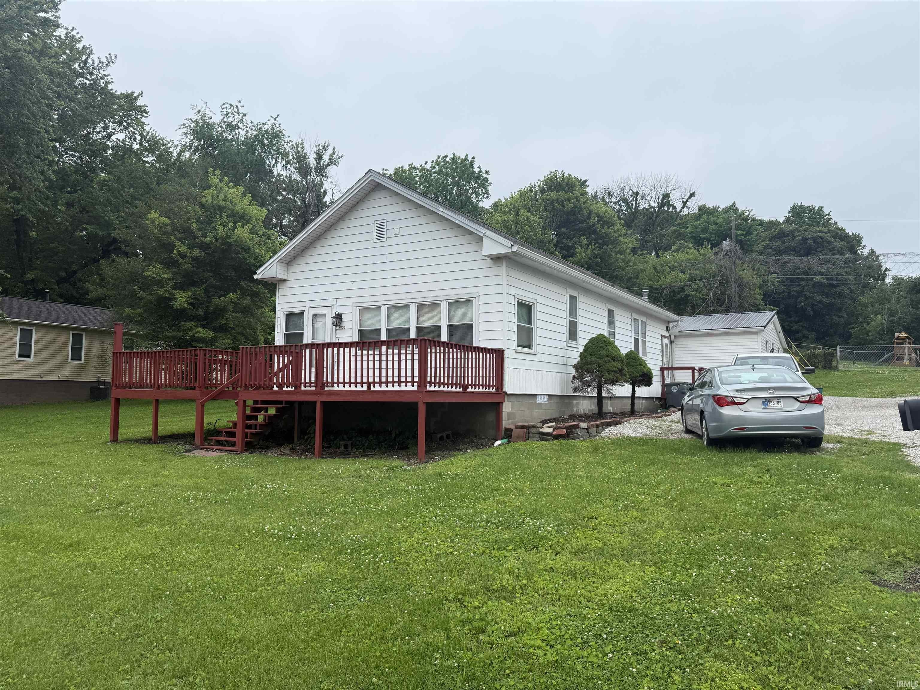 Duplex 5BR 2BA - 4100 Claremont Avenue, Evansville, IN