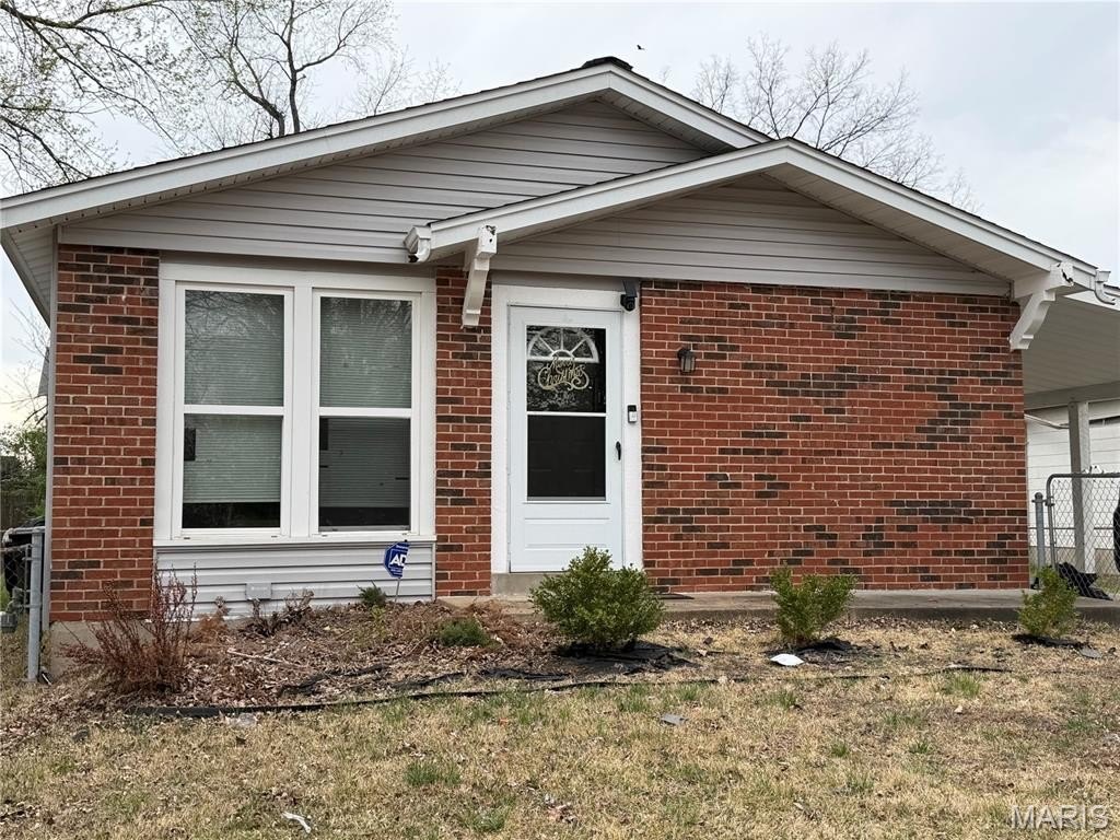 Single Family 3BR 2BA - 1618 Boardwalk Avenue, Florissant, MO