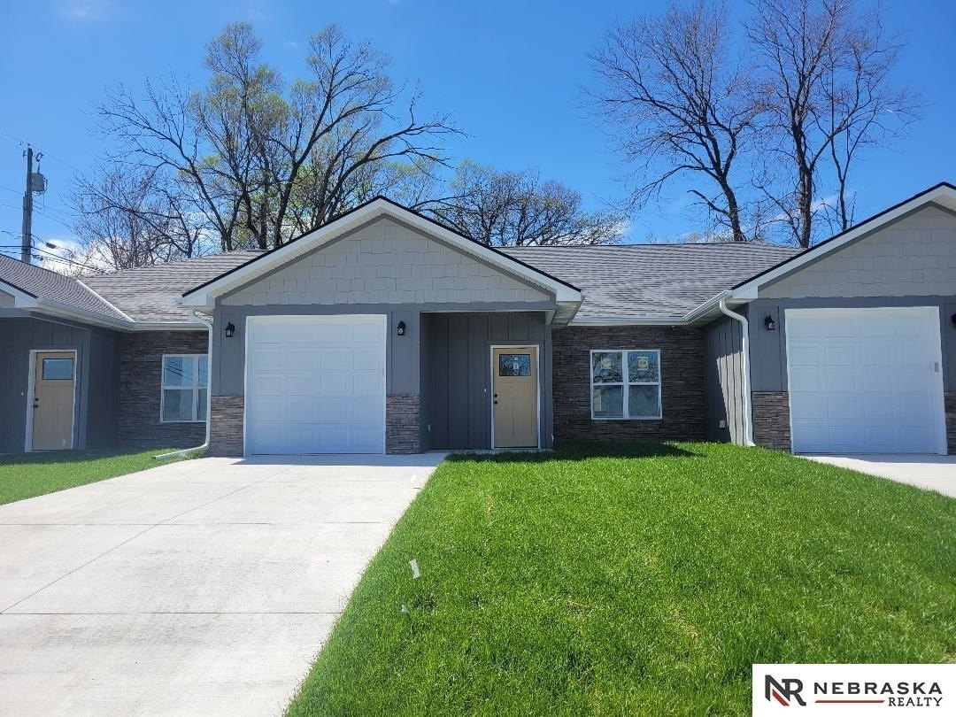 Single Family 2BR 2BA - 1273 Spruce Street, Wahoo, NE