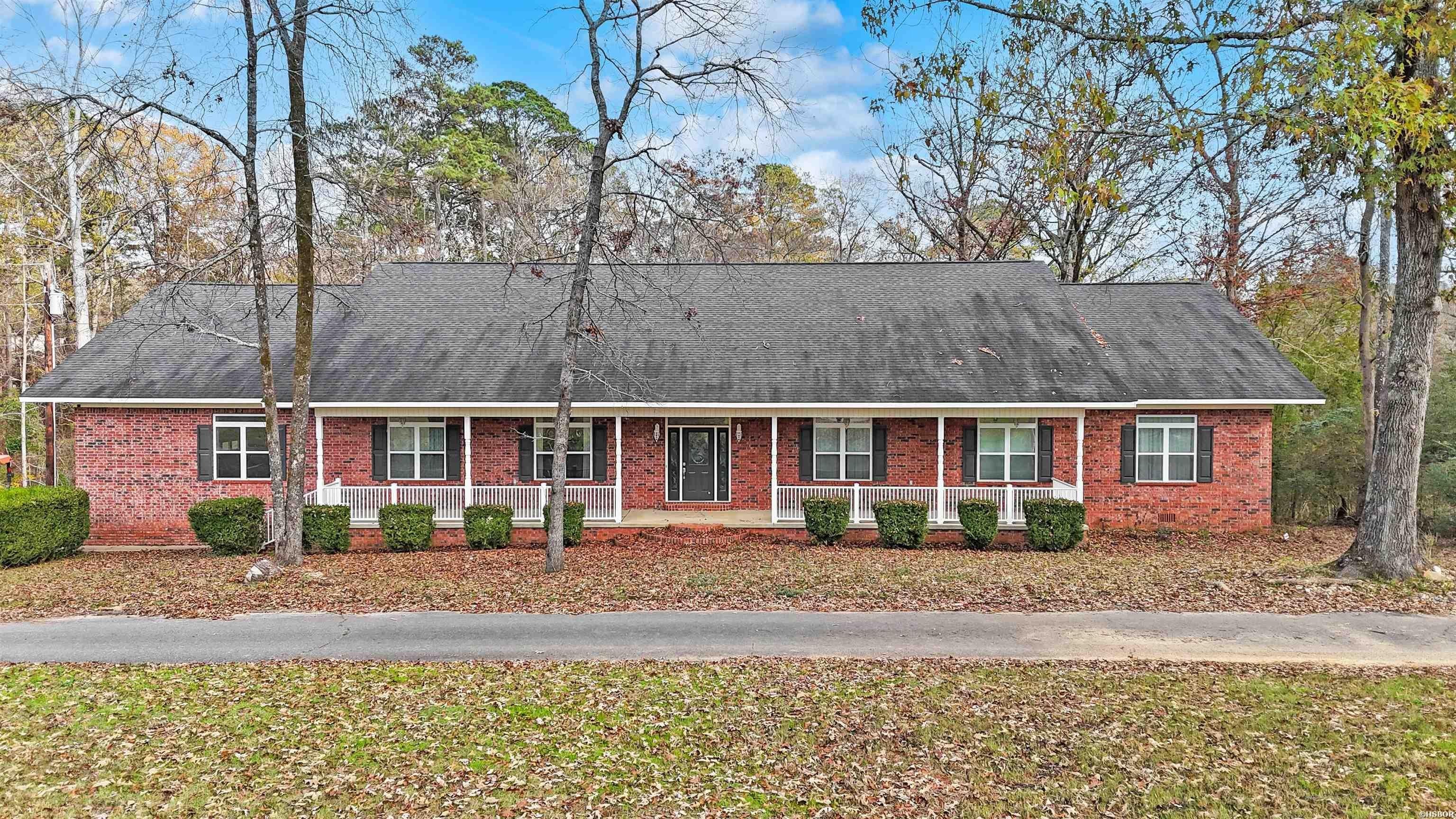 Single Family 3BR 4BA - 72 RANCH Road, Arkadelphia, AR